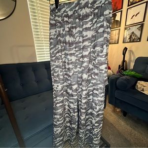 Wide Leg Cargo Pants